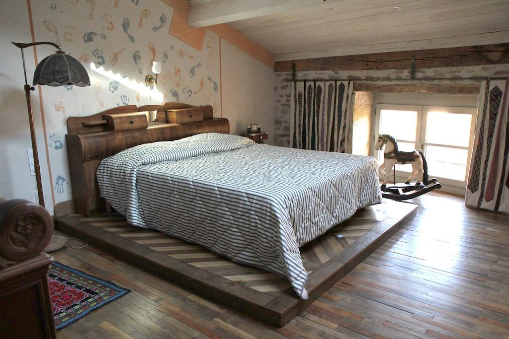 Place Des Nobles Bed & Breakfast Cuiseaux Стая снимка